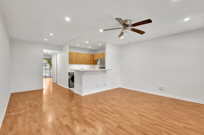Primary Photo - 181 Canterbury H