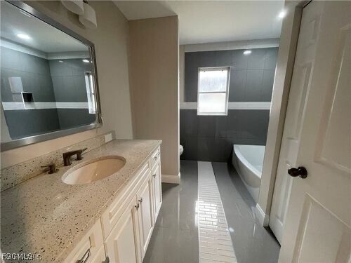 Building Photo - 16561 Wellington Lakes Cir