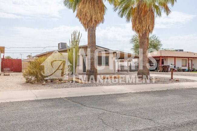 Primary Photo - Nice Property In Coolidge