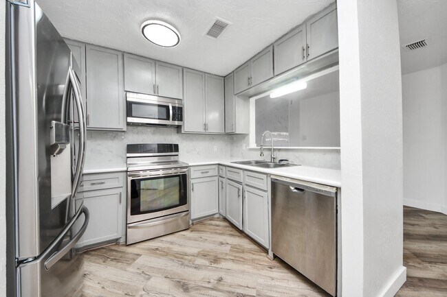 Building Photo - 11627 Bowlan Ln