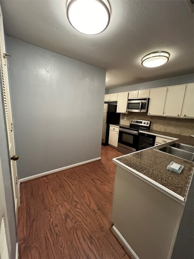 Building Photo - 2829 Timmons Ln