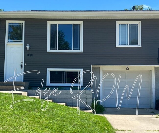 Building Photo - 3718 Convair Ln