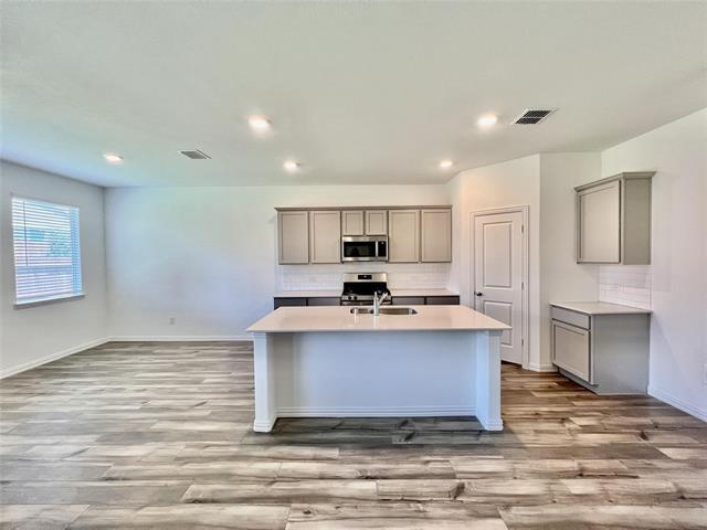Building Photo - 1208 Sequoia Ln