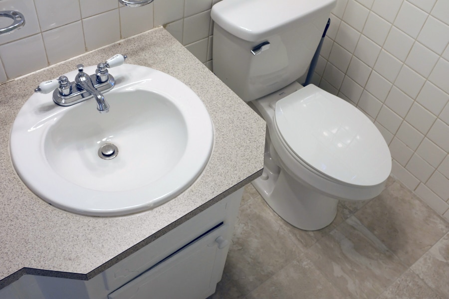 Bathroom - 718 Cordell St