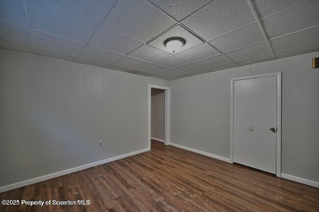 Building Photo - 109 Walnut St