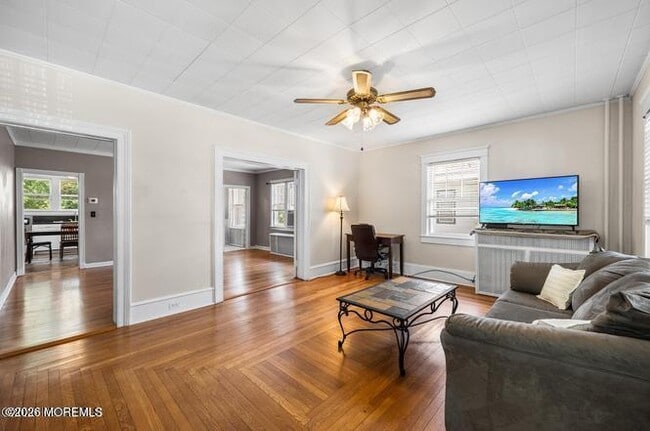 Building Photo - 615 Overton Pl