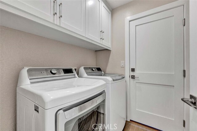 Building Photo - 9809 Red River Cir