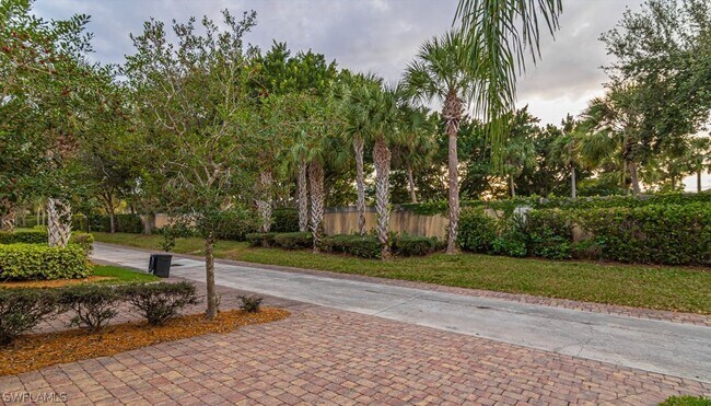 Building Photo - 28576 Alessandria Cir