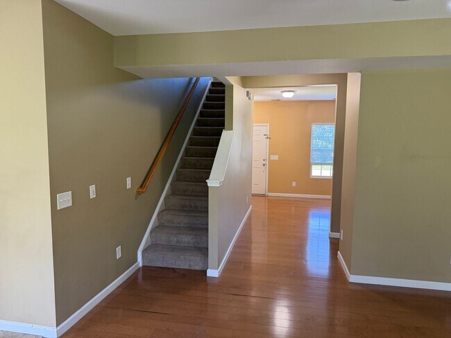 Building Photo - 109 Gupton Ct