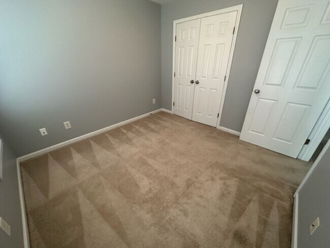 Building Photo - Beautiful Fenced in Patio Home in Colfax!