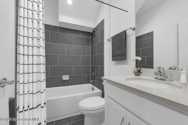 Building Photo - 3450 Viridian Cir