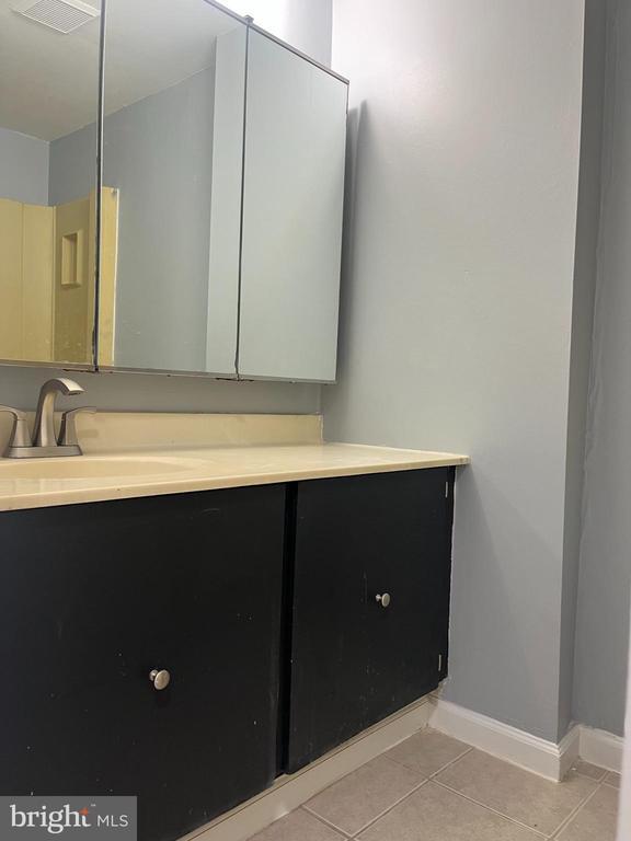 Building Photo - 2829 Saxton Rd