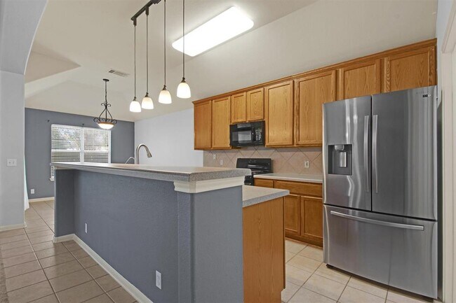 Building Photo - 3300 Winding Shore Ln