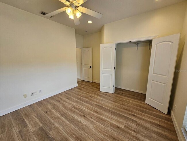 Building Photo - 6279 Sturbridge Ct