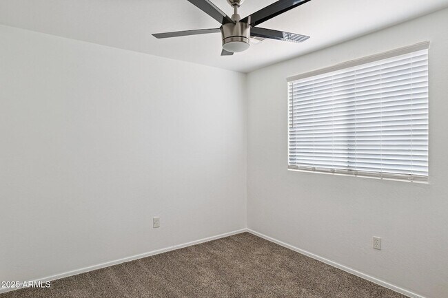 Building Photo - 1210 S 121st Dr