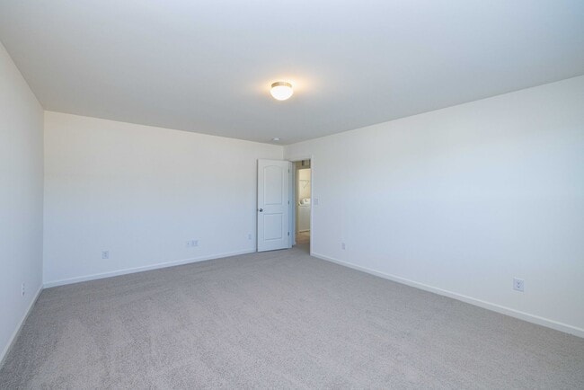 Building Photo - 4 Bedroom Home Piedmont School District AV...