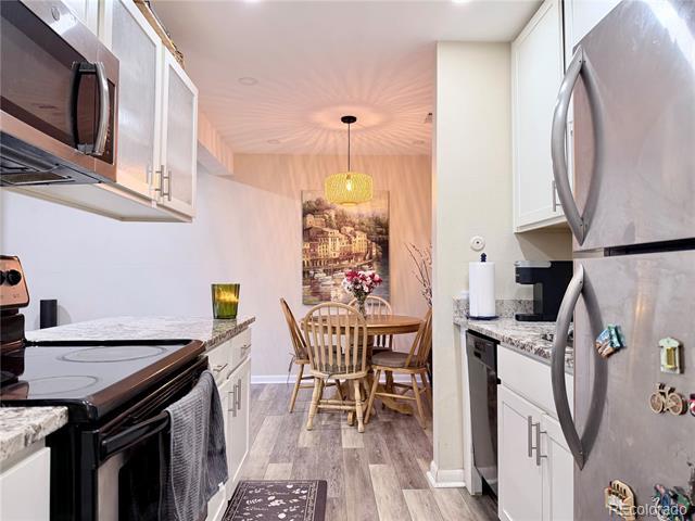 Building Photo - 7995 E Mississippi Ave