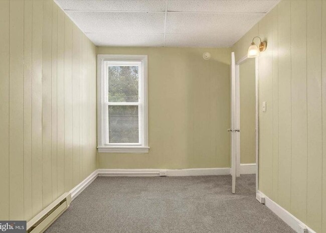 Building Photo - Section 8 considered.  Fully renovated 3 Bed