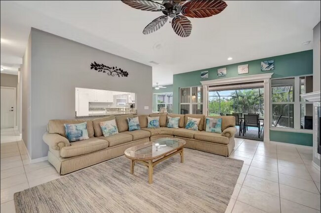 Building Photo - Beautiful Rental Home With Pool in Desirab...