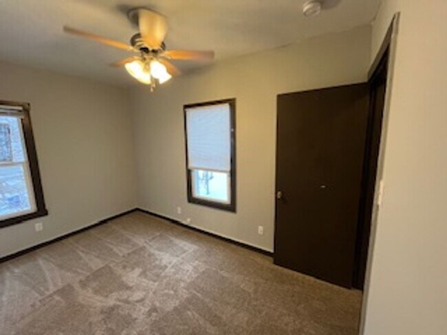 Building Photo - 1808-1810 S 6th St