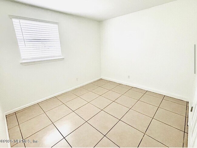 Building Photo - 28541 Trigg Rd