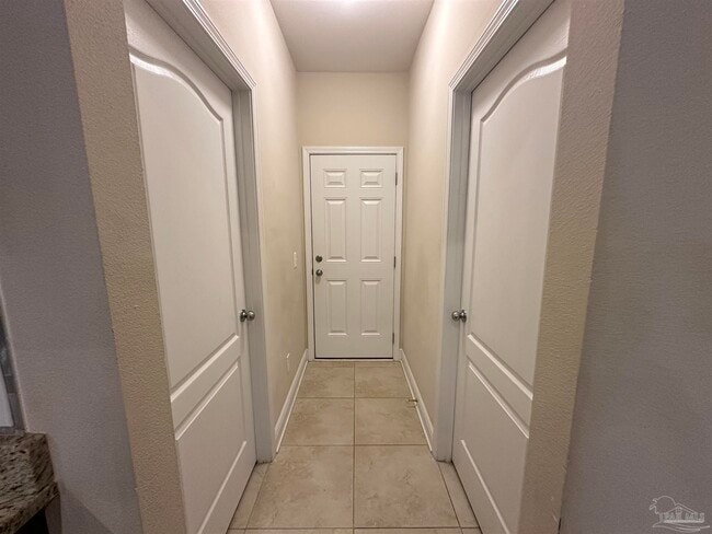 Building Photo - 8864 Spider Lily Way