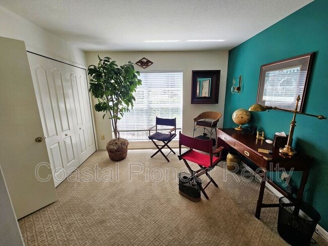 Building Photo - 4521 Gulfwinds Dr