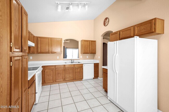 Building Photo - 2917 E Nisbet Ct