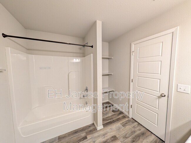 Building Photo - 8538 E 161st Pl S