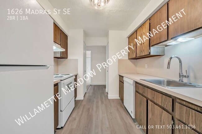 Building Photo - 1626 Madras St SE