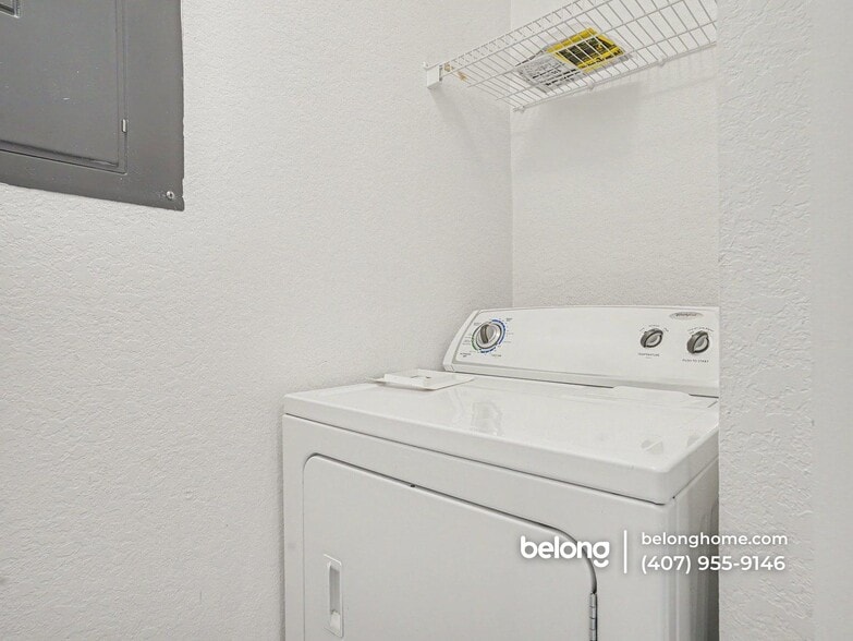 Building Photo - 8929 Legacy Ct