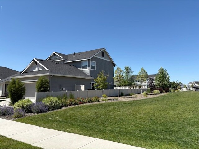 Building Photo - 5810 W Riva Capri St
