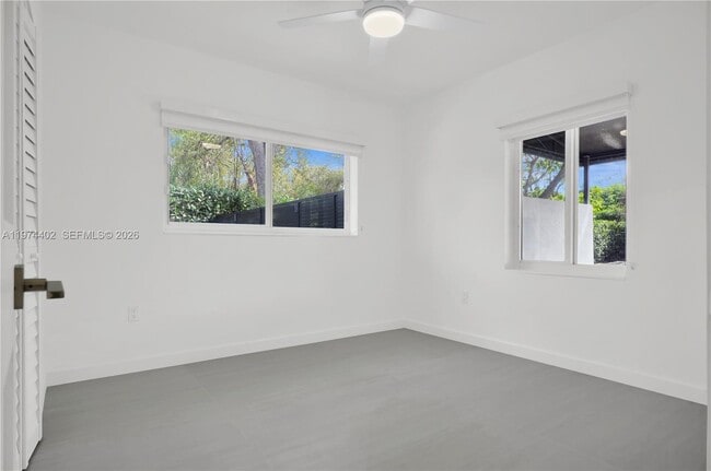 Building Photo - 7030 SW 58th St