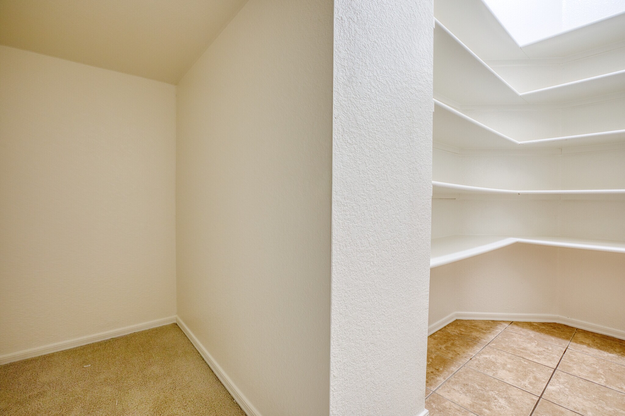 Building Photo - 3799 S Laurel Way