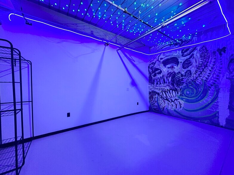 Building Photo - 109 Summer St