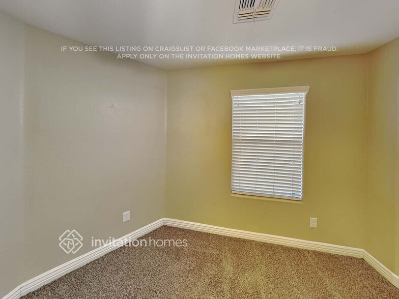 Building Photo - 35551 N Danish Red Trail