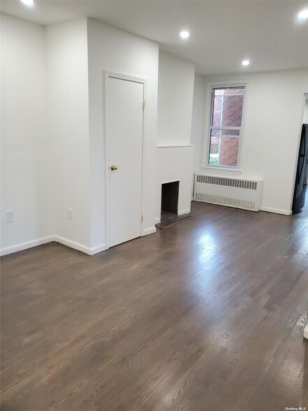 Building Photo - 6270 Fresh Pond Rd