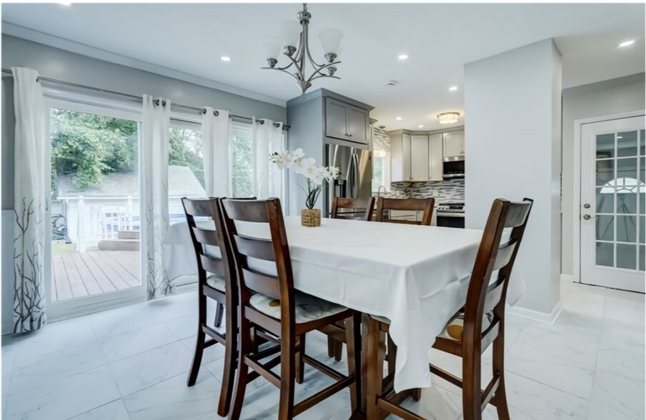 Building Photo - 138 Cherry Rd