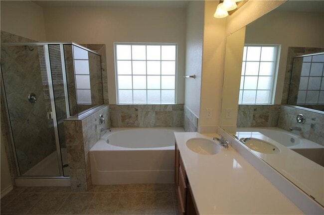 Building Photo - 7200 Altidore Dr