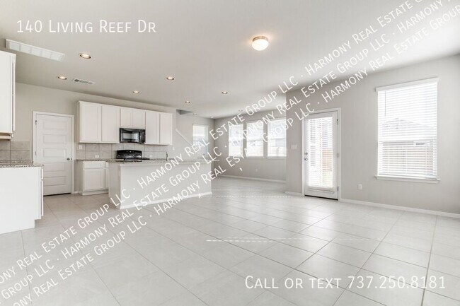 Building Photo - 140 Living Reef Dr