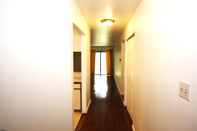 Building Photo - 2616 Canyon Ct