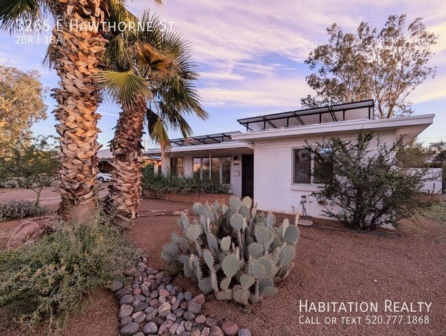 Building Photo - 3266 E Hawthorne St