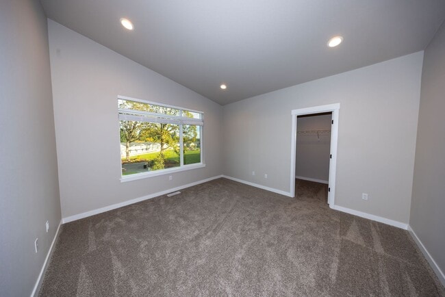 Building Photo - Brand New! - 3 Bedroom Townhome in Vancouver WA