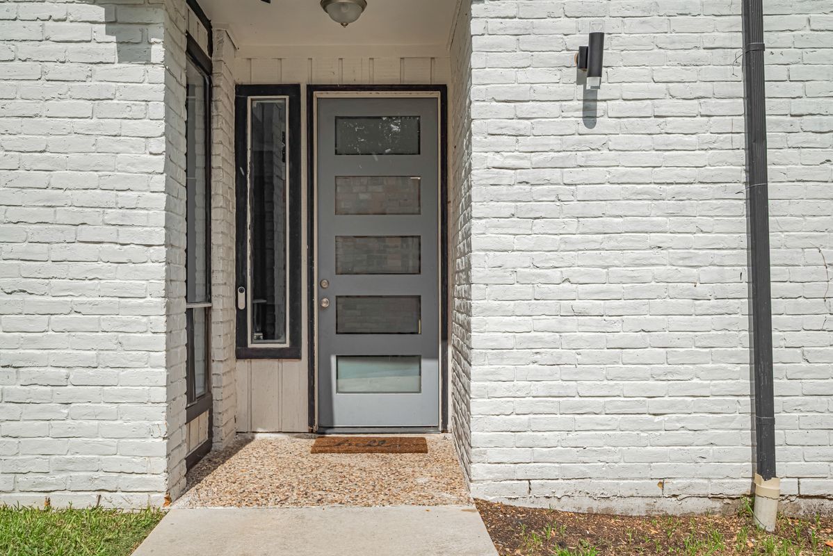 Building Photo - 1014 Fleetwood Pl Dr