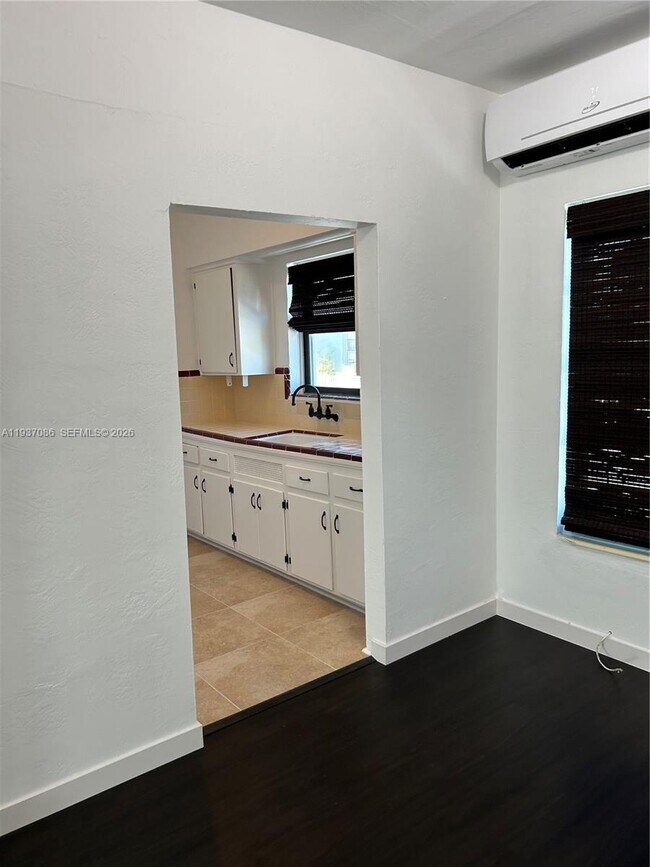 Building Photo - 235 83rd St