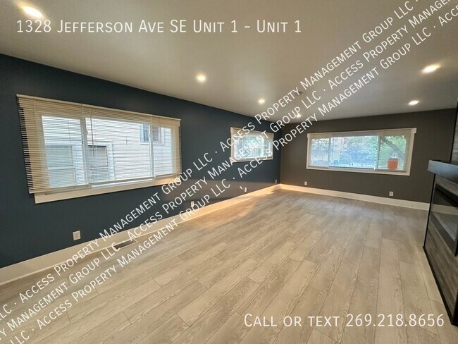 Building Photo - 1328 Jefferson Ave SE