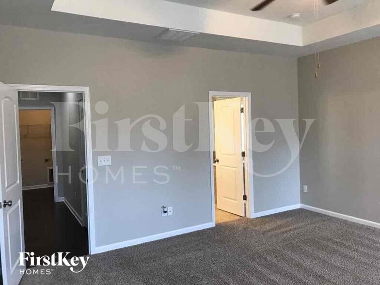 Building Photo - 6022 Durango Way