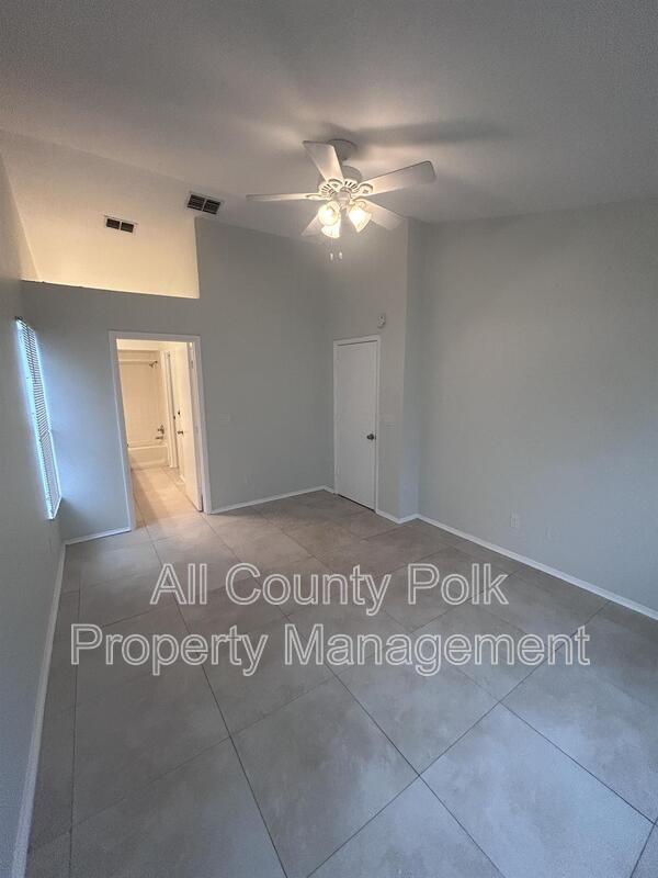 Building Photo - 1066 Sunshine Way