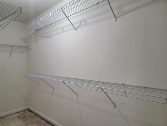 Building Photo - 2143 Worrall Hill Dr