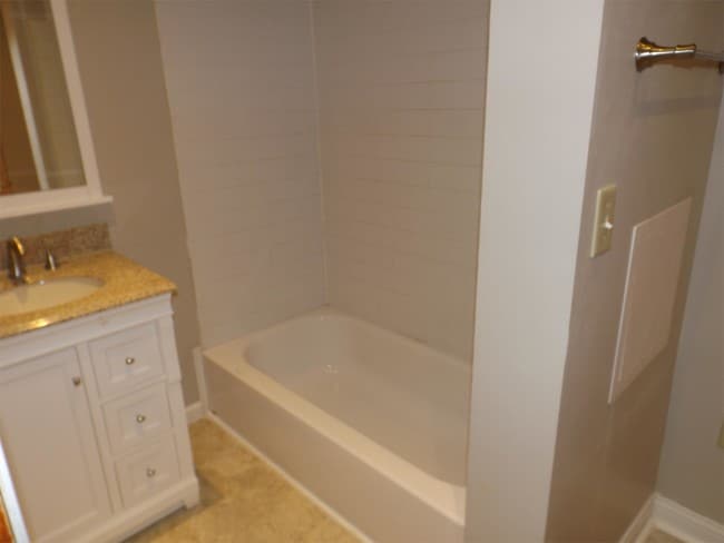 Building Photo - 40 N Marion St